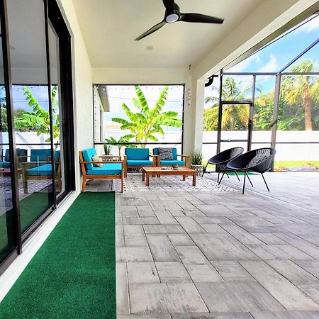 Blue Door Retreat - Luxury Pool Home - Sleeps 8 Cape Coral Zewnętrze zdjęcie
