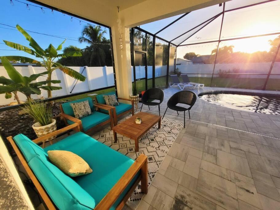 Blue Door Retreat - Luxury Pool Home - Sleeps 8 Cape Coral Zewnętrze zdjęcie